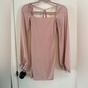Elegant Pink Long-Sleeve Dress